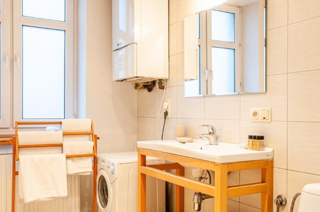 Home & Travel Lodz  Ngoại thất bức ảnh