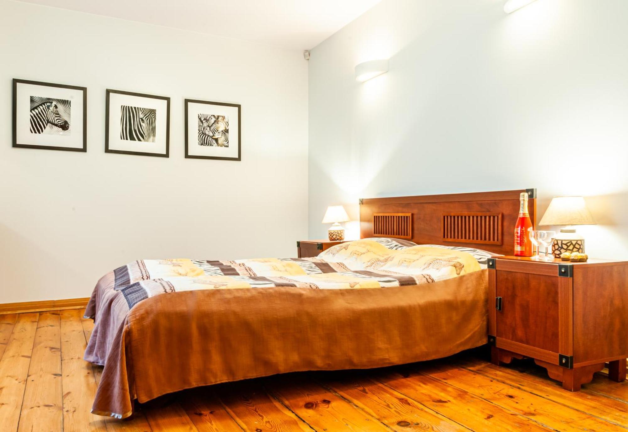 Home & Travel Lodz  Phòng bức ảnh